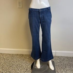 Old Navy Flare Cut Jeans